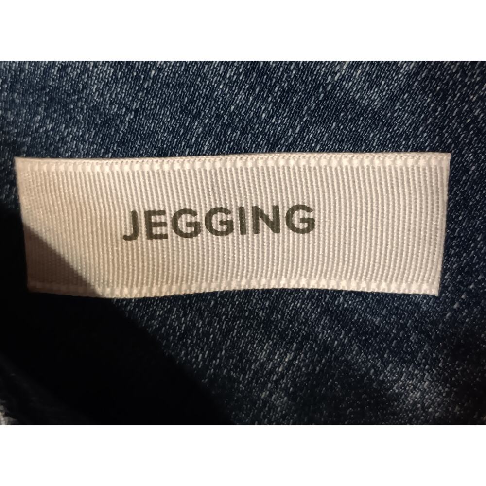 Torrid NEW Denim Jeggings 24T Raw Hem Inseam 28" Rise 12" - Picture 8 of 9